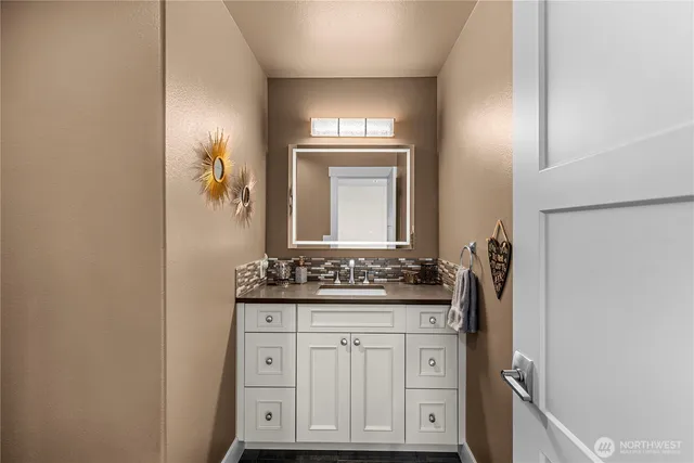 $1,024,000 | 2336 Grand Avenue, East Wenatchee, WA 98802