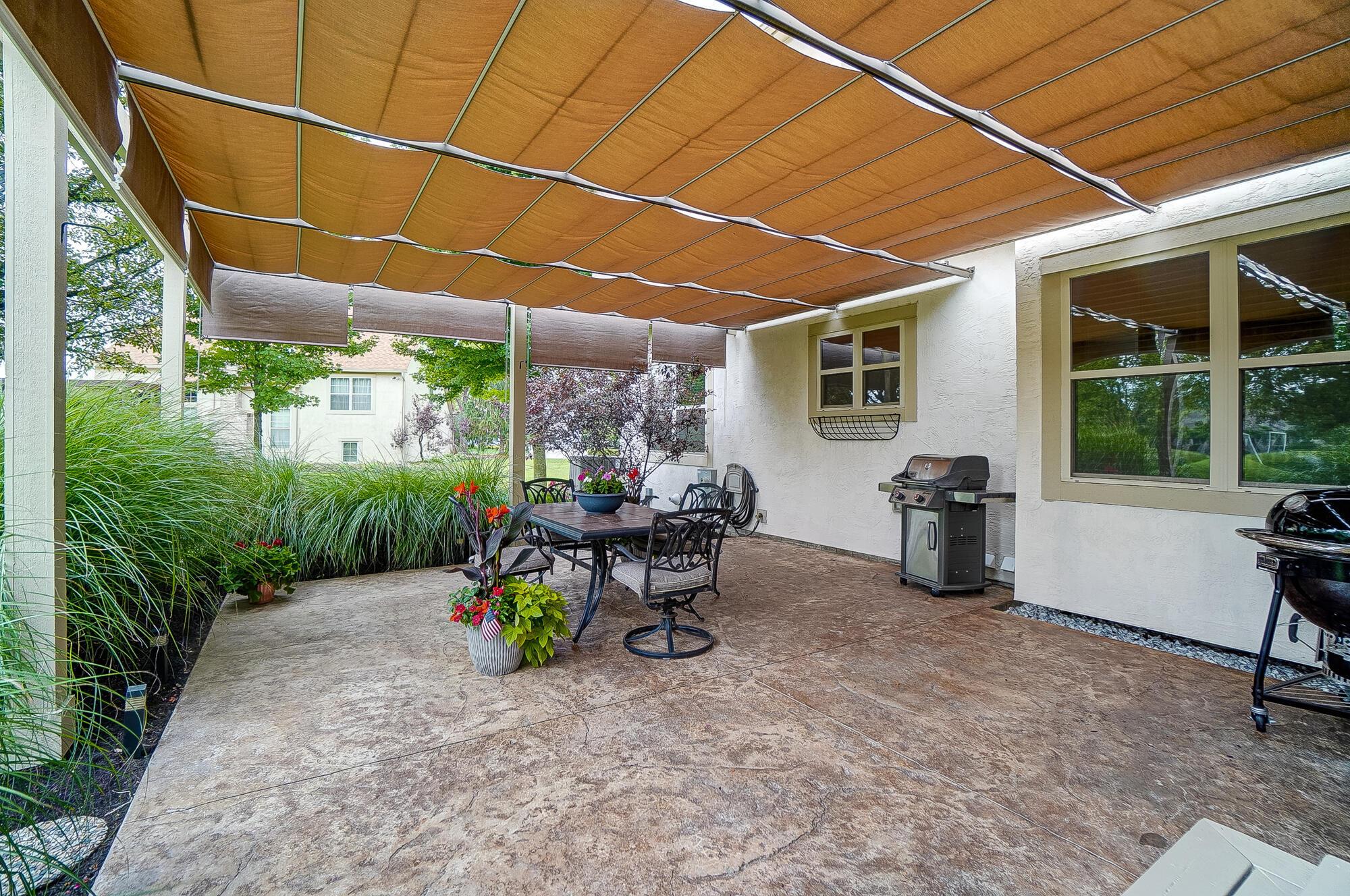 5674 Steward Road Galena, OH 43021 - Photo 6 of 82 Back patio
