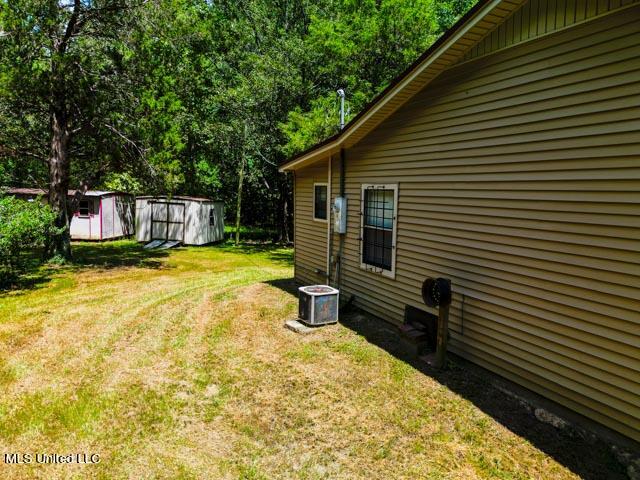 1644 South McRaven Road Jackson, MS 39209 - Photo 3 of 26 1644A McRaven Rd (3)