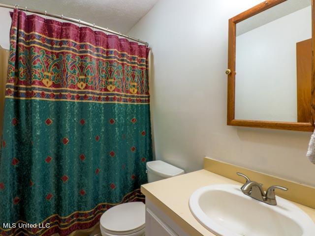 1644 South McRaven Road Jackson, MS 39209 - Photo 10 of 26 1644A McRaven Rd (18)