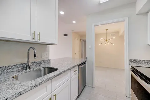 $110,000 | 4645 Wild Indigo Street, Unit 373, Houston, TX 77027