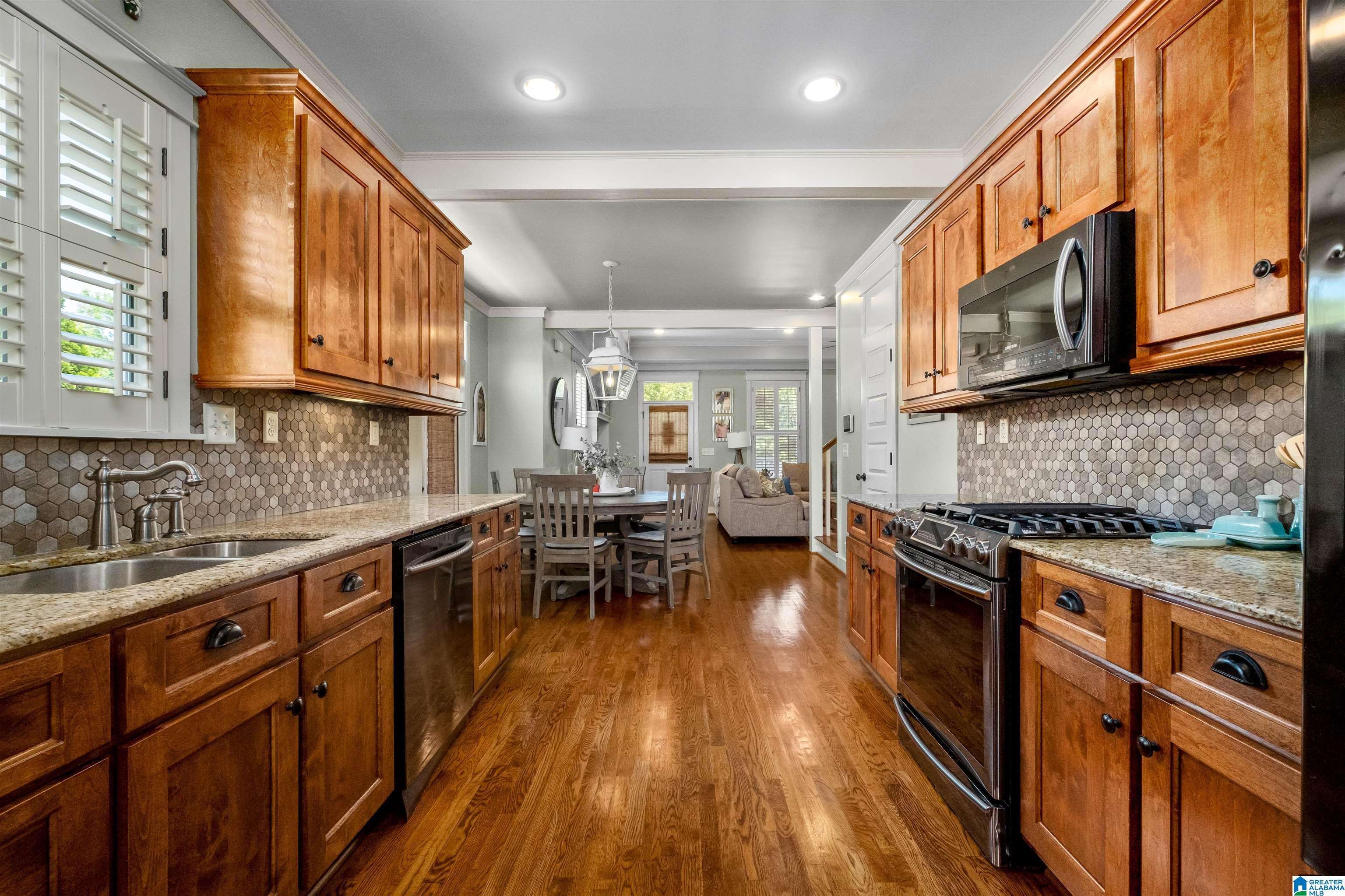 6453 Spring Street Trussville, AL 35173 - Photo 11 of 28