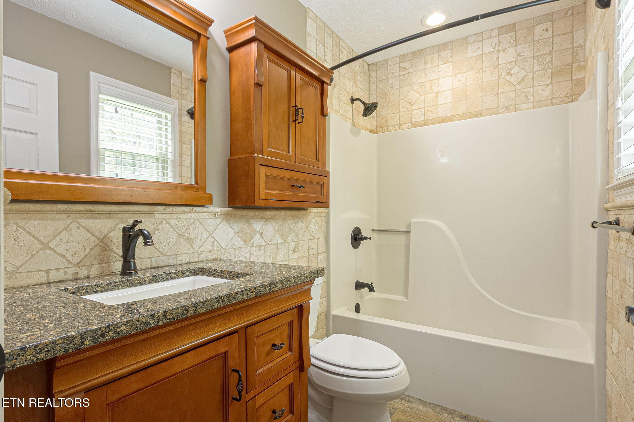 3216 Shellbark Drive Powell, TN 37849 - Photo 17 of 25 1000075027