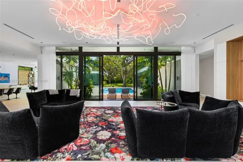 $6,750,000 | 12100 Southwest 79th Avenue, Pinecrest, FL 33156