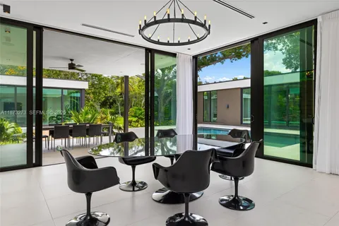 $6,750,000 | 12100 Southwest 79th Avenue, Pinecrest, FL 33156