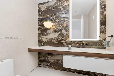 $6,500,000 | 12100 Southwest 79th Avenue, Pinecrest, FL 33156