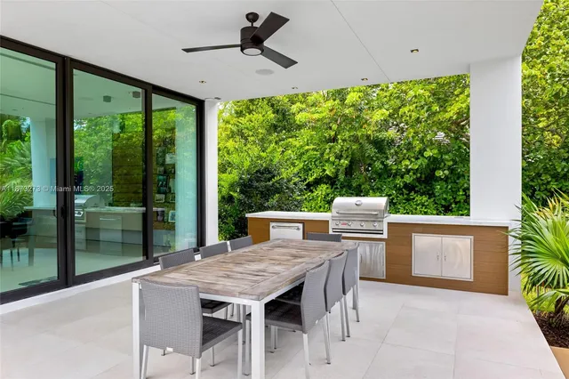 $6,750,000 | 12100 Southwest 79th Avenue, Pinecrest, FL 33156