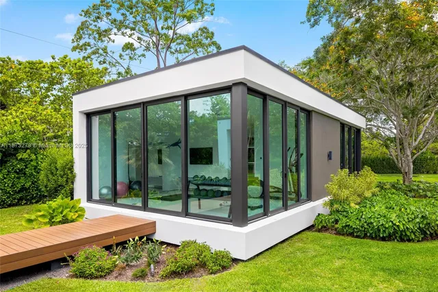 $6,750,000 | 12100 Southwest 79th Avenue, Pinecrest, FL 33156