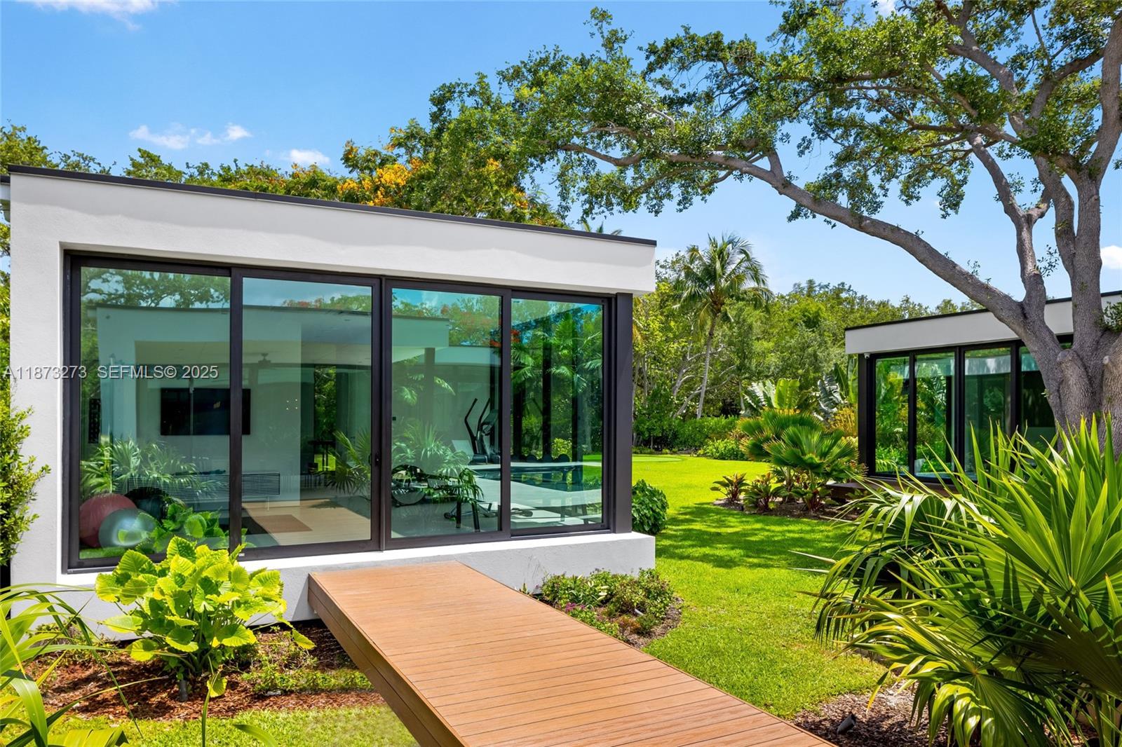 12100 Southwest 79th Avenue Pinecrest, FL 33156 - Photo 70 of 93