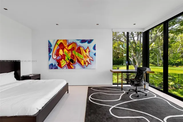 $6,750,000 | 12100 Southwest 79th Avenue, Pinecrest, FL 33156