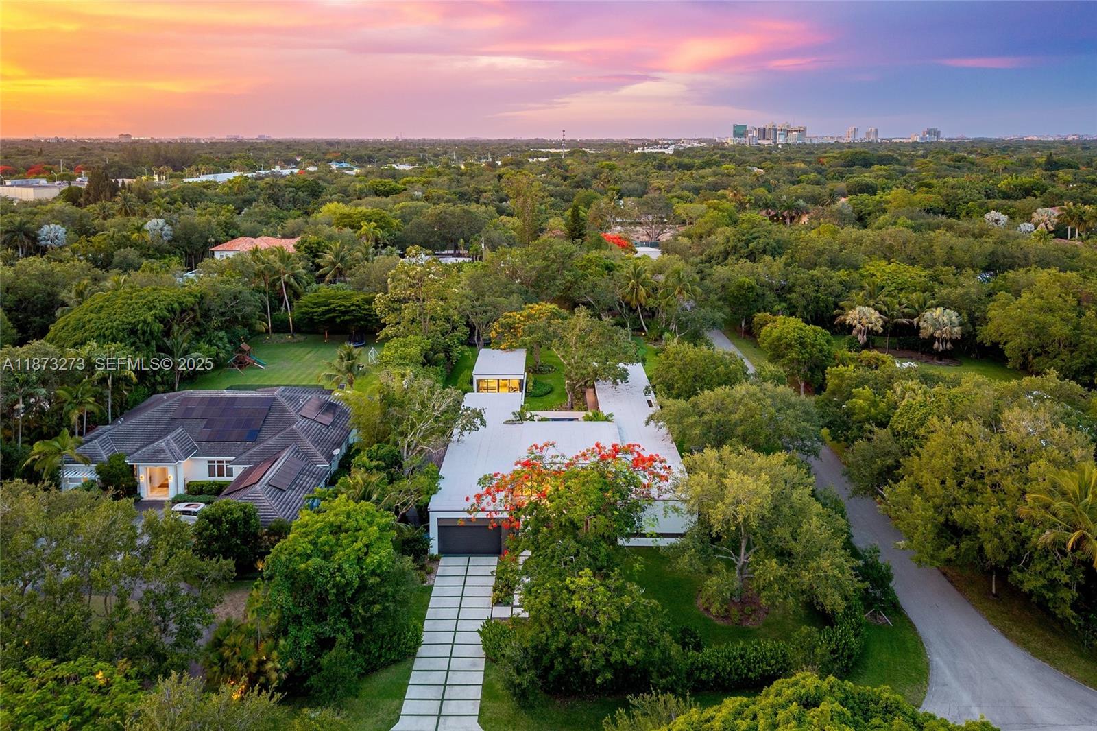 12100 Southwest 79th Avenue Pinecrest, FL 33156 - Photo 92 of 93