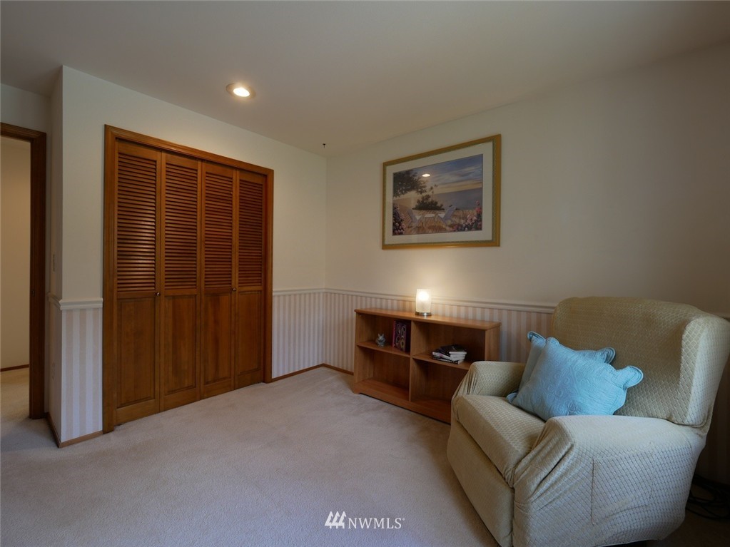 19008 Southeast 175th Street Renton, WA 98058 - Photo 14 of 25 Gallery Image 14