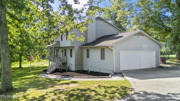 $499,900 | 3447 Mountain View Lane, Baneberry, TN 37890