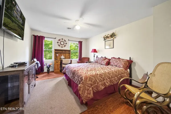 $499,900 | 3447 Mountain View Lane, Baneberry, TN 37890