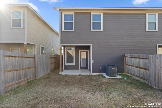 $1,800 | 7620 Magnolia Village, Unit 102, San Antonio, TX 78252