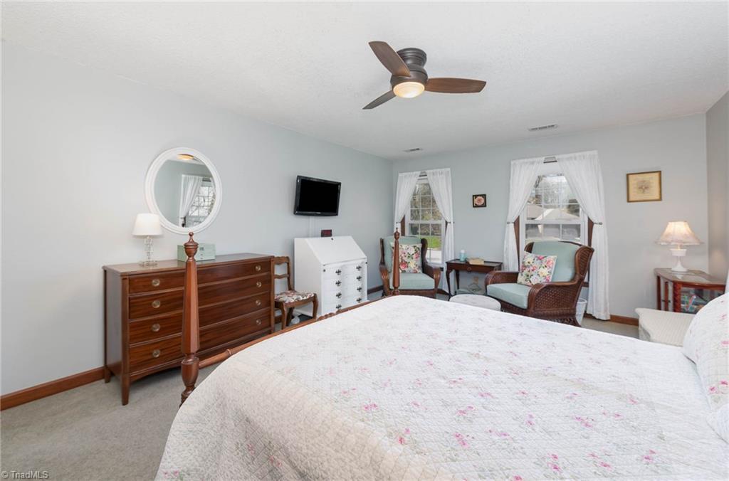 4105 Deloach Court High Point, NC 27265 - Photo 18 of 32 Gallery Image 18