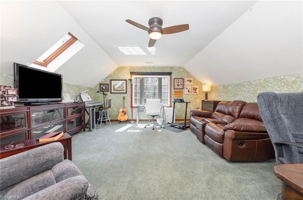 4105 Deloach Court High Point, NC 27265 - Photo 24 of 32 Gallery Image 24