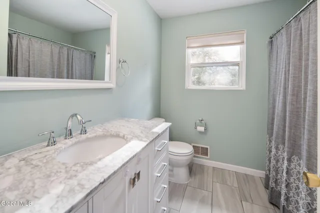 $465,000 | 4436 Highway 9N, Greenfield, NY 12859