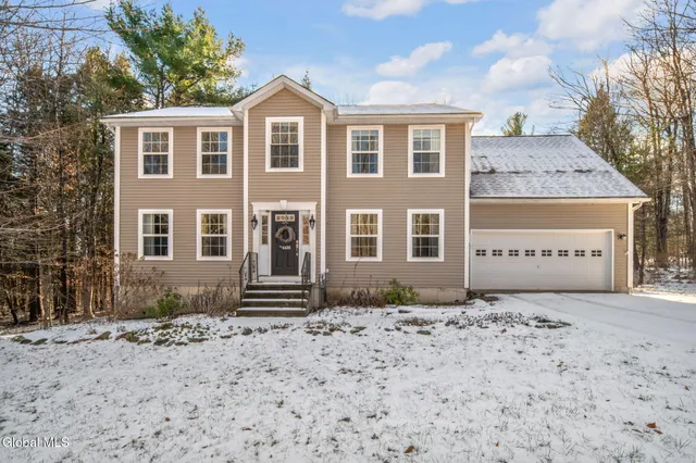 $465,000 | 4436 Highway 9N, Greenfield, NY 12859