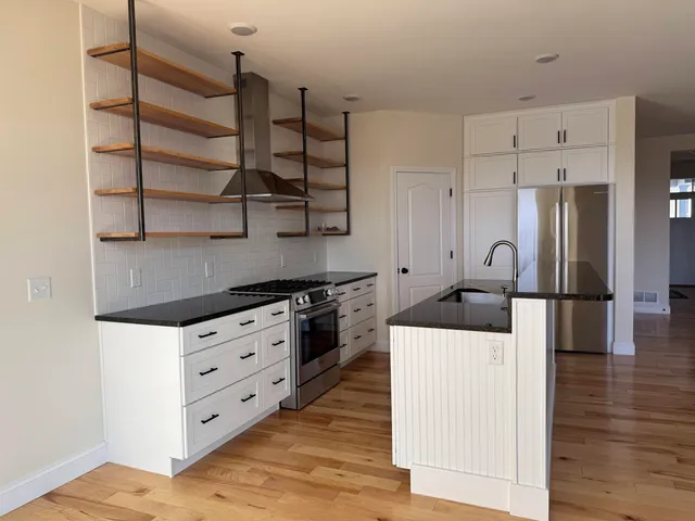 $3,700 | 64 Ledge Way, South Burlington, VT 05403