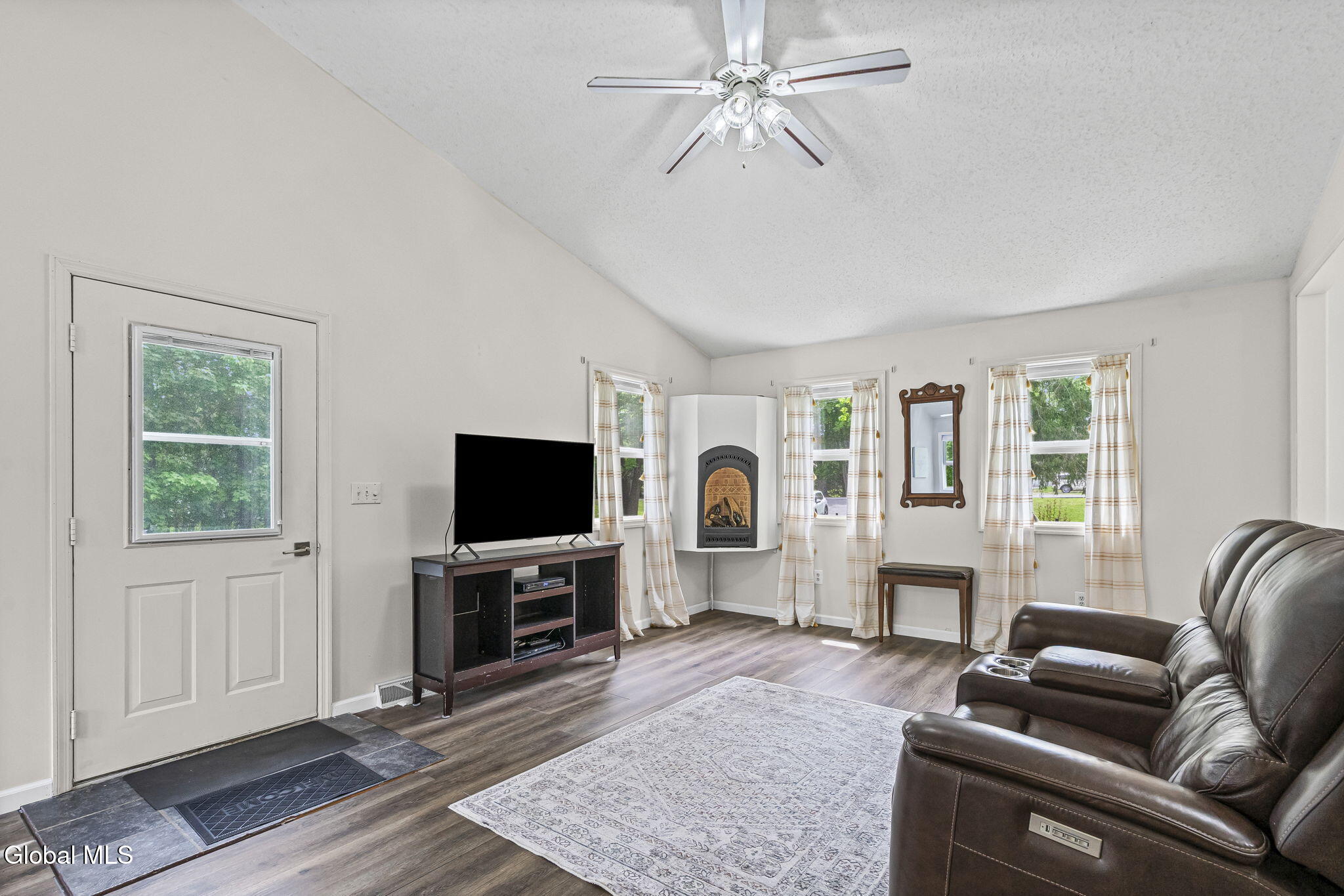 42 Midline Road Ballston, NY 12019 - Photo 23 of 44 42-web-or-mls-42-midline-rd