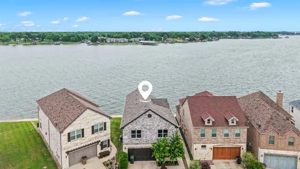 $899,000 | 164 Marina Drive, Mabank, TX 75156
