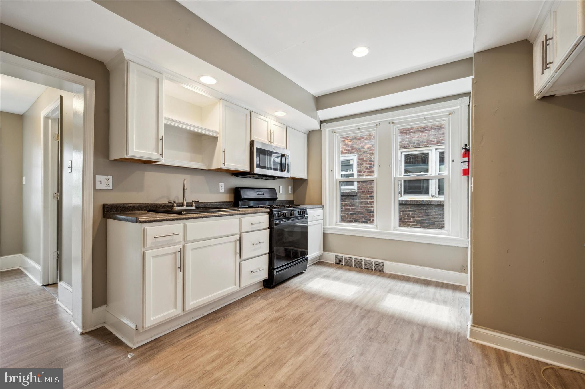 2817 West 10th Street Chester, PA 19013 - Photo 9 of 25 Gallery Image 9