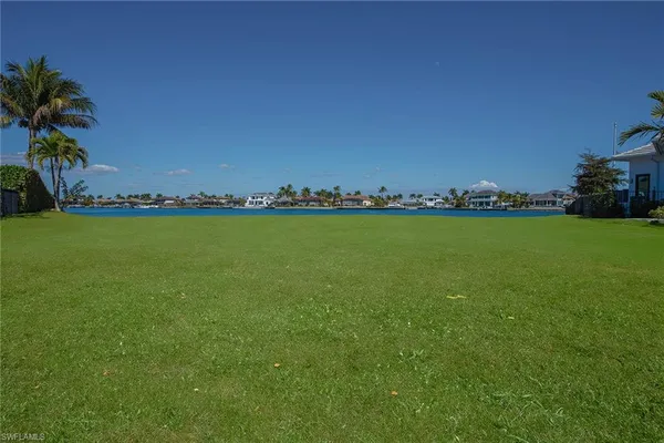 a view of an ocean and city view