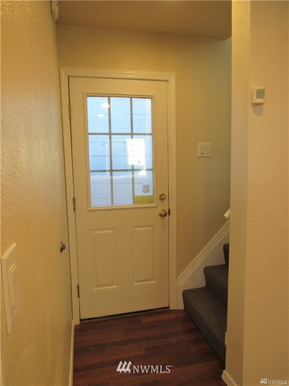 2212 Broadway Everett, WA 98201 - Photo 16 of 26 a view of front door