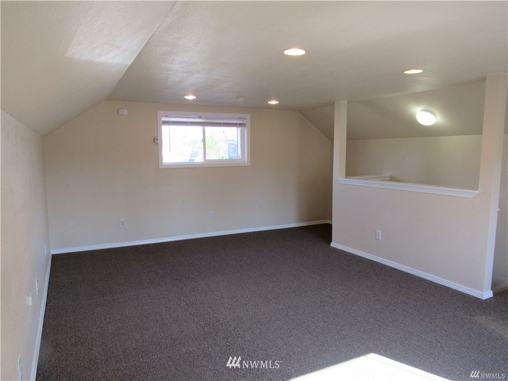 2212 Broadway Everett, WA 98201 - Photo 18 of 26