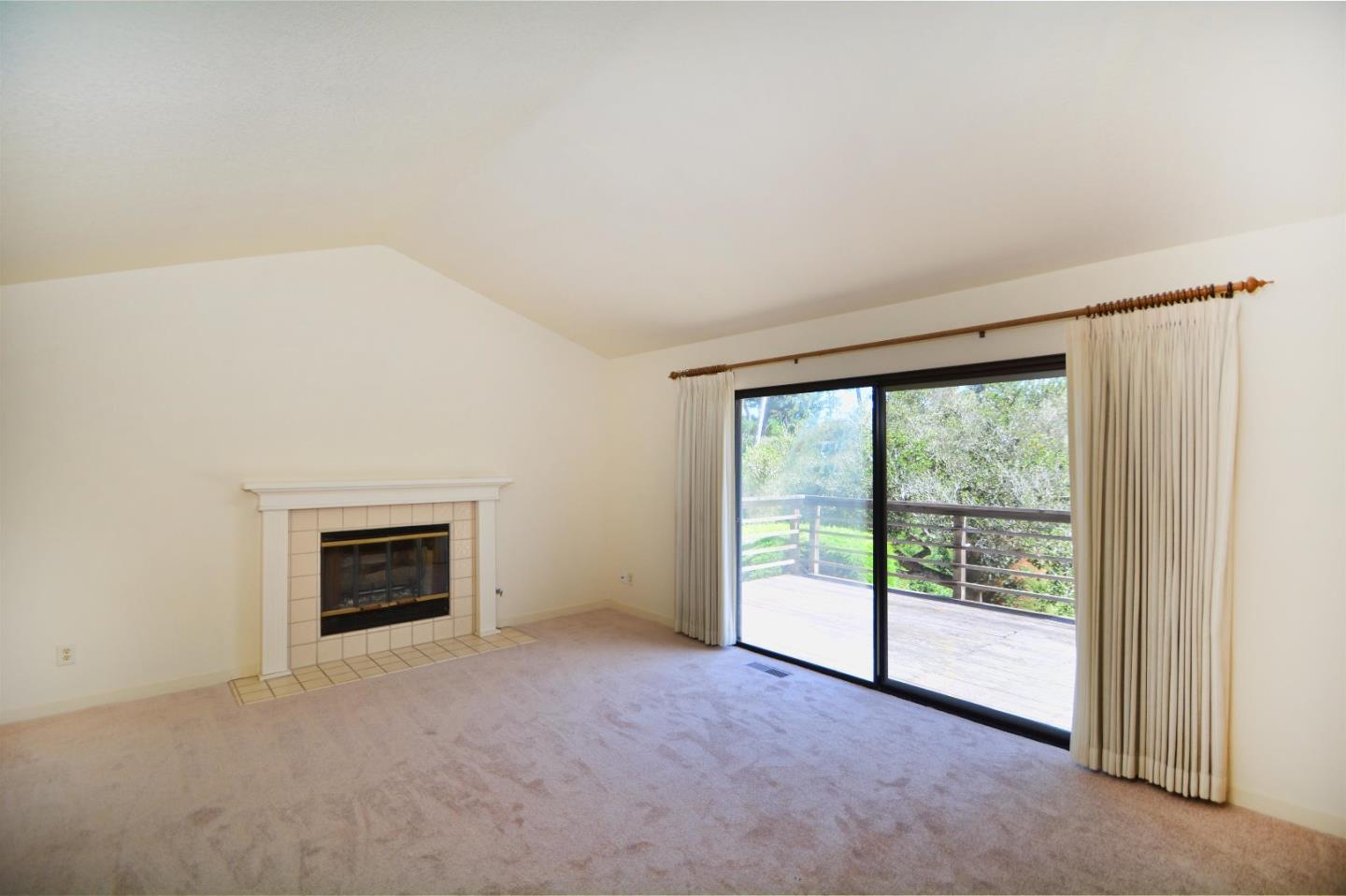 1299 Jacks Road Monterey, CA 93940 - Photo 9 of 23 Gallery Image 9