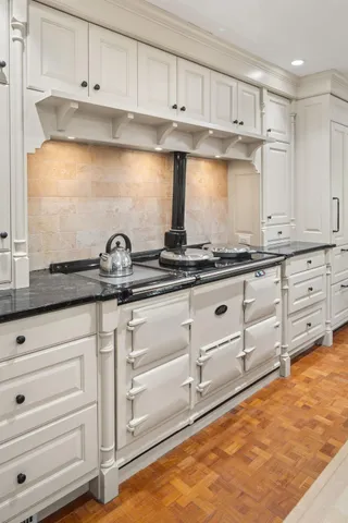 $5,250,000 | 5117 Schaefer Road, Edina, MN 55436