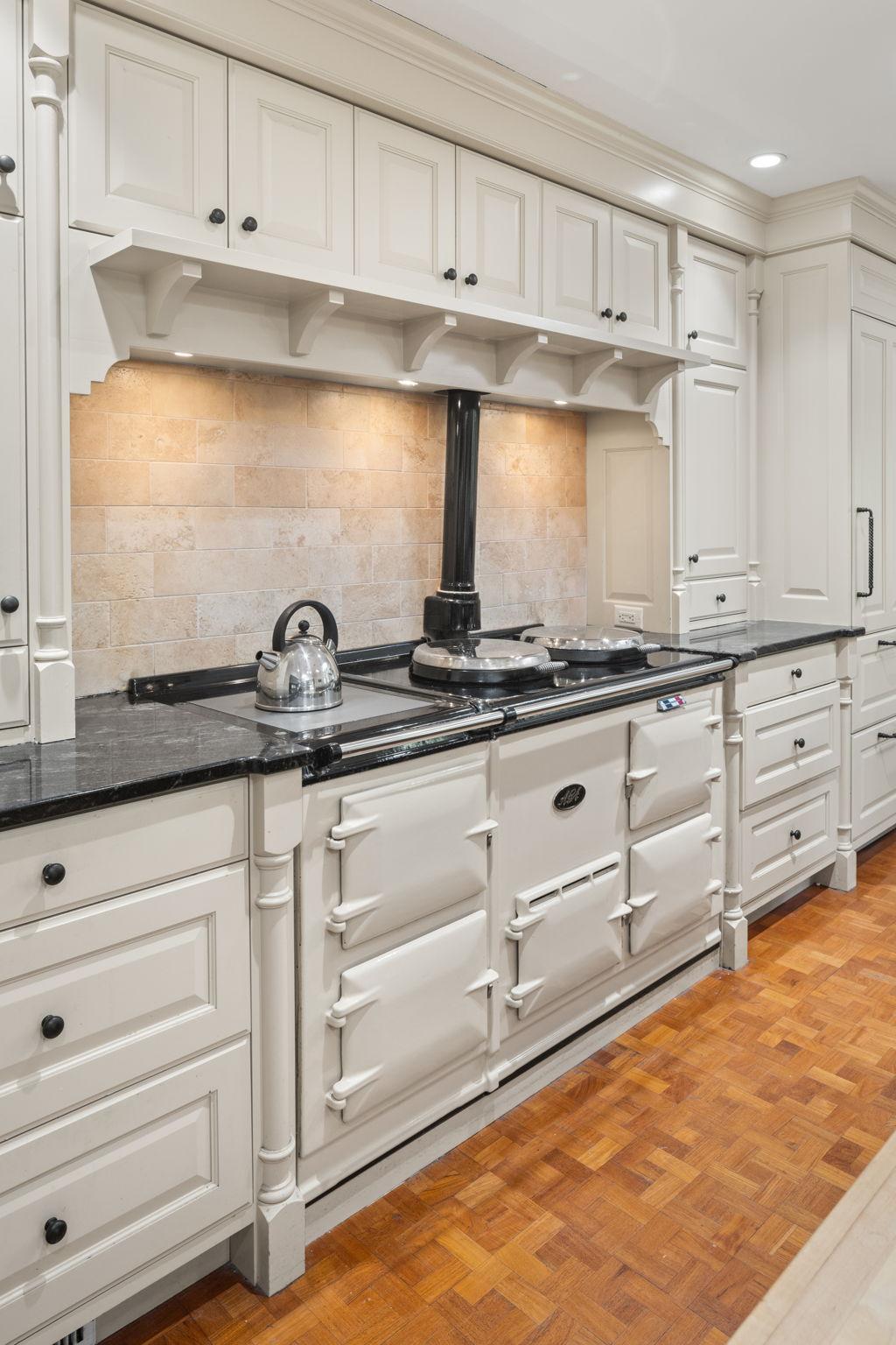 5117 Schaefer Road Edina, MN 55436 - Photo 18 of 91