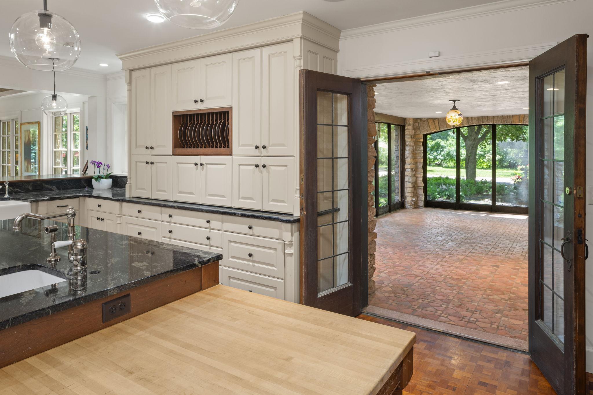 5117 Schaefer Road Edina, MN 55436 - Photo 20 of 91