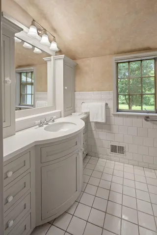 $5,250,000 | 5117 Schaefer Road, Edina, MN 55436