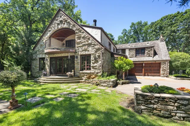 $5,250,000 | 5117 Schaefer Road, Edina, MN 55436