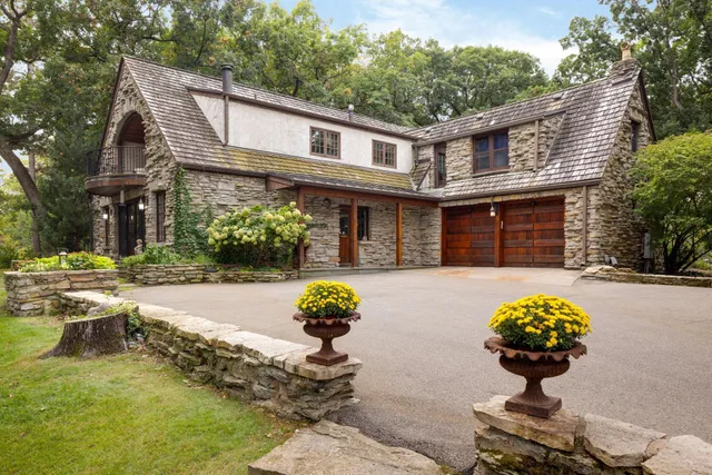 $5,250,000 | 5117 Schaefer Road, Edina, MN 55436