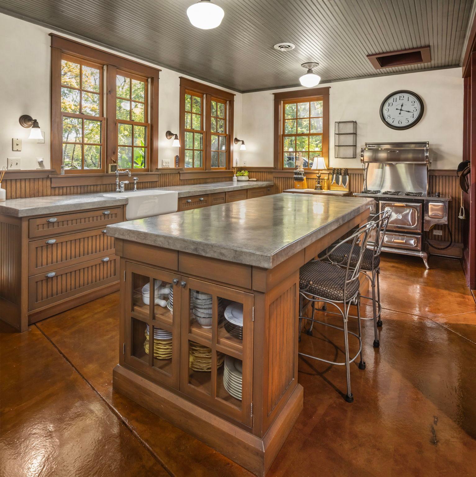 5117 Schaefer Road Edina, MN 55436 - Photo 61 of 91