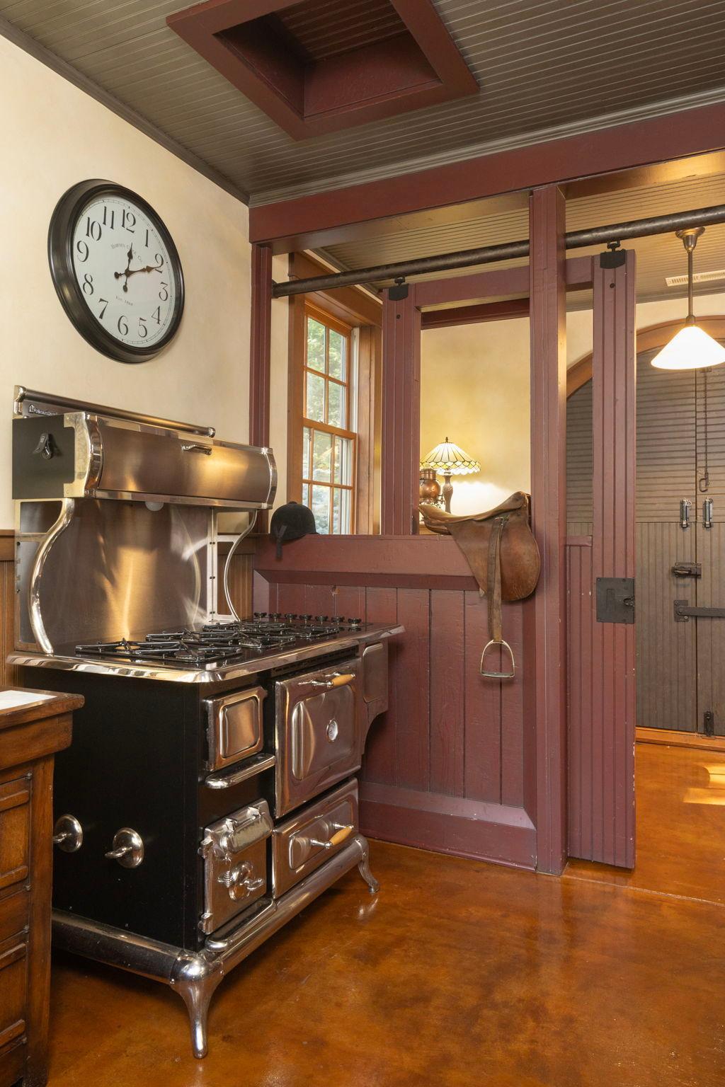 5117 Schaefer Road Edina, MN 55436 - Photo 62 of 91