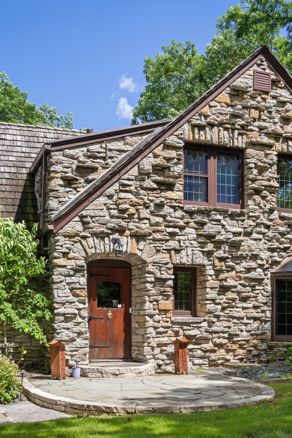 5117 Schaefer Road Edina, MN 55436 - Photo 10 of 91