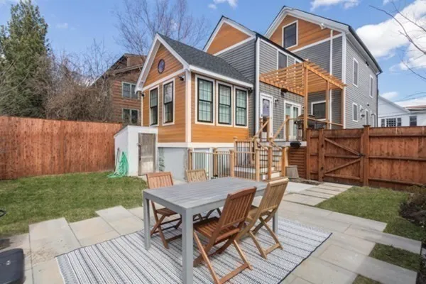 $2,650,000 | 409 Norfolk Street, Cambridge, MA 02139