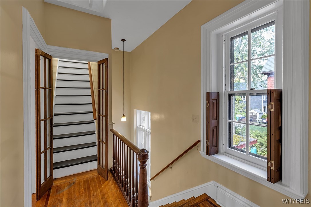 196 Linwood Avenue Buffalo, NY 14209 - Photo 16 of 50