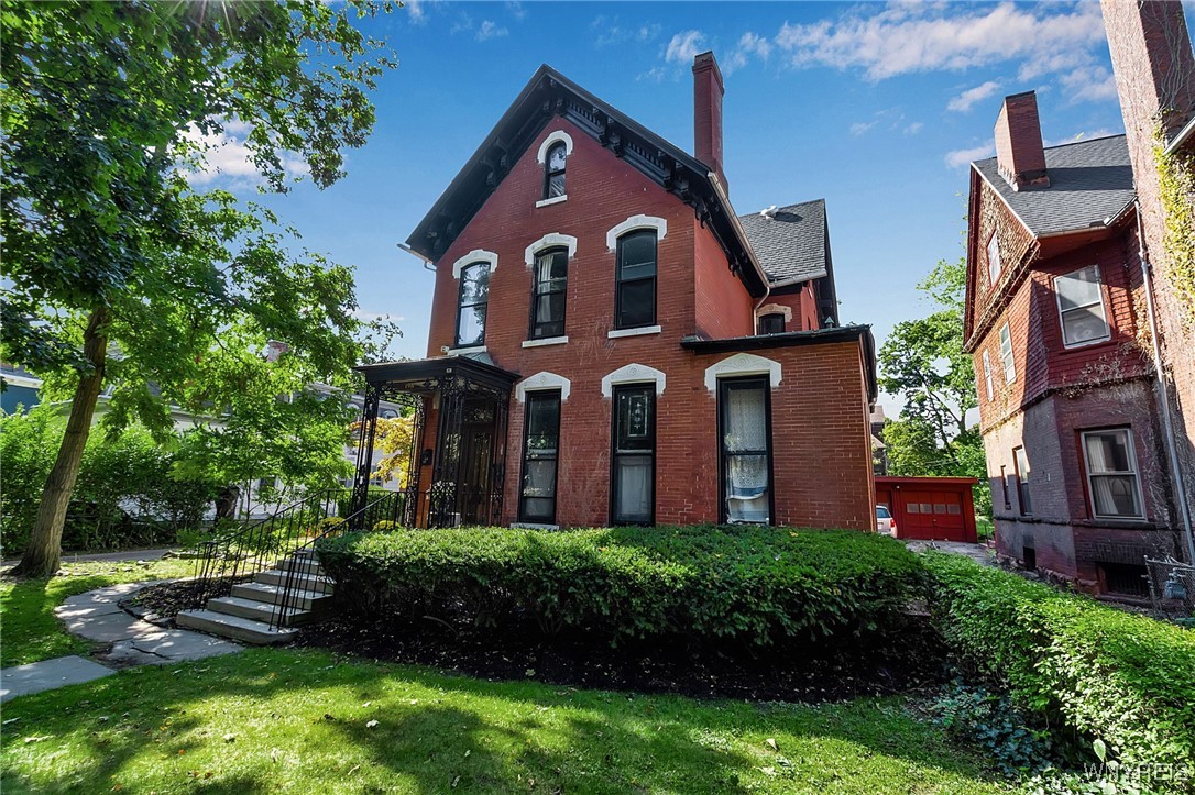 196 Linwood Avenue Buffalo, NY 14209 - Photo 2 of 50