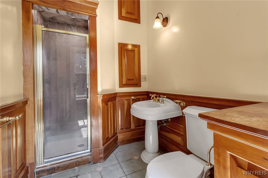 196 Linwood Avenue Buffalo, NY 14209 - Photo 21 of 50