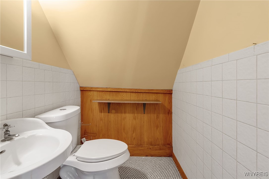 196 Linwood Avenue Buffalo, NY 14209 - Photo 26 of 50