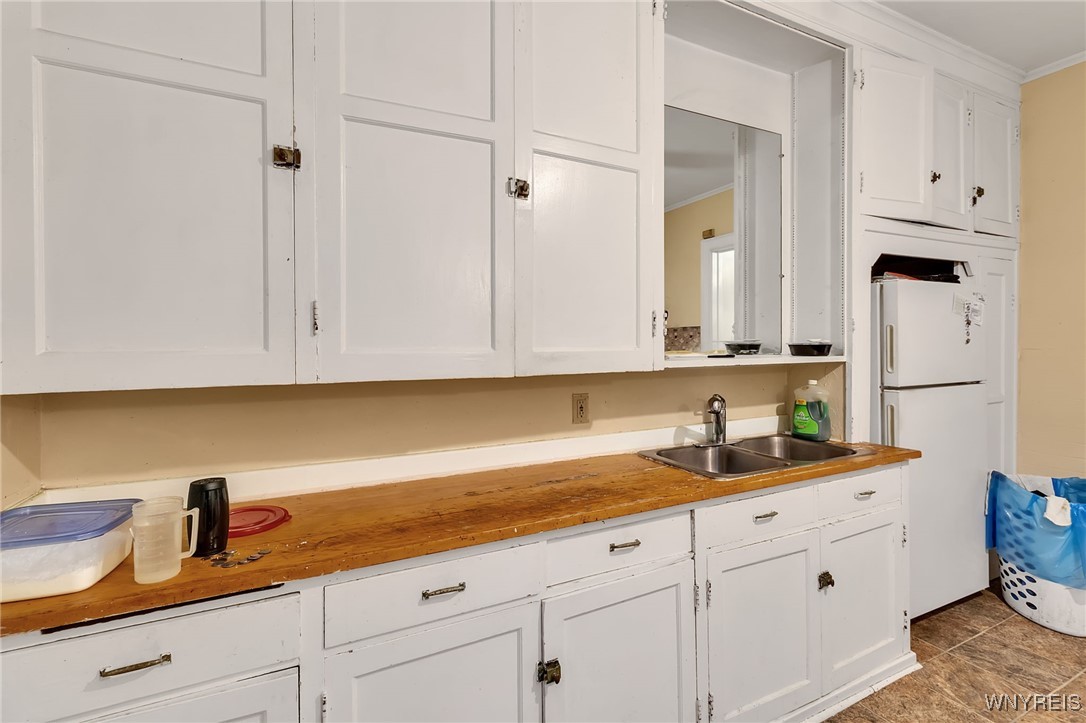 196 Linwood Avenue Buffalo, NY 14209 - Photo 50 of 50