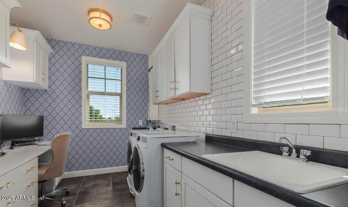 947 West Kaibab Drive Chandler, AZ 85248 - Photo 26 of 32 a view of a kitchen with a sink and a window