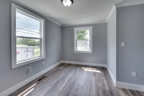 $319,900 | 709 Neelys Bend Road, Madison, TN 37115