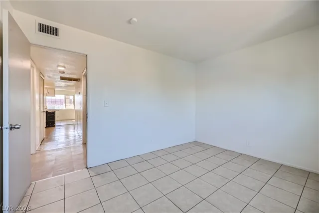 $880 | 3604 Thomas Avenue, Unit 4, North Las Vegas, NV 89030
