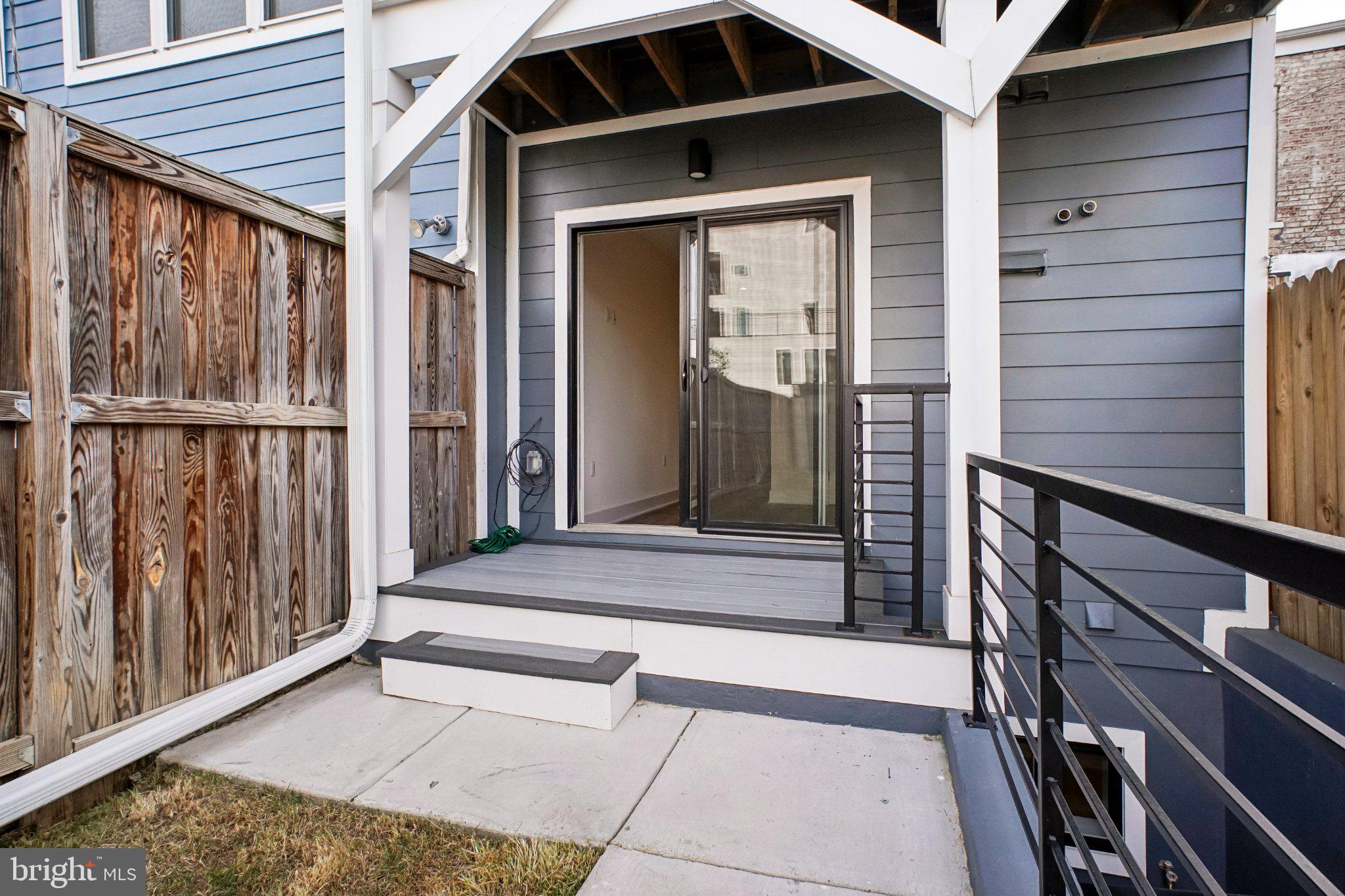 329 16th Street Southeast, Unit 1 Washington, DC 20003 - Photo 15 of 17 Charming outdoor sitting space.